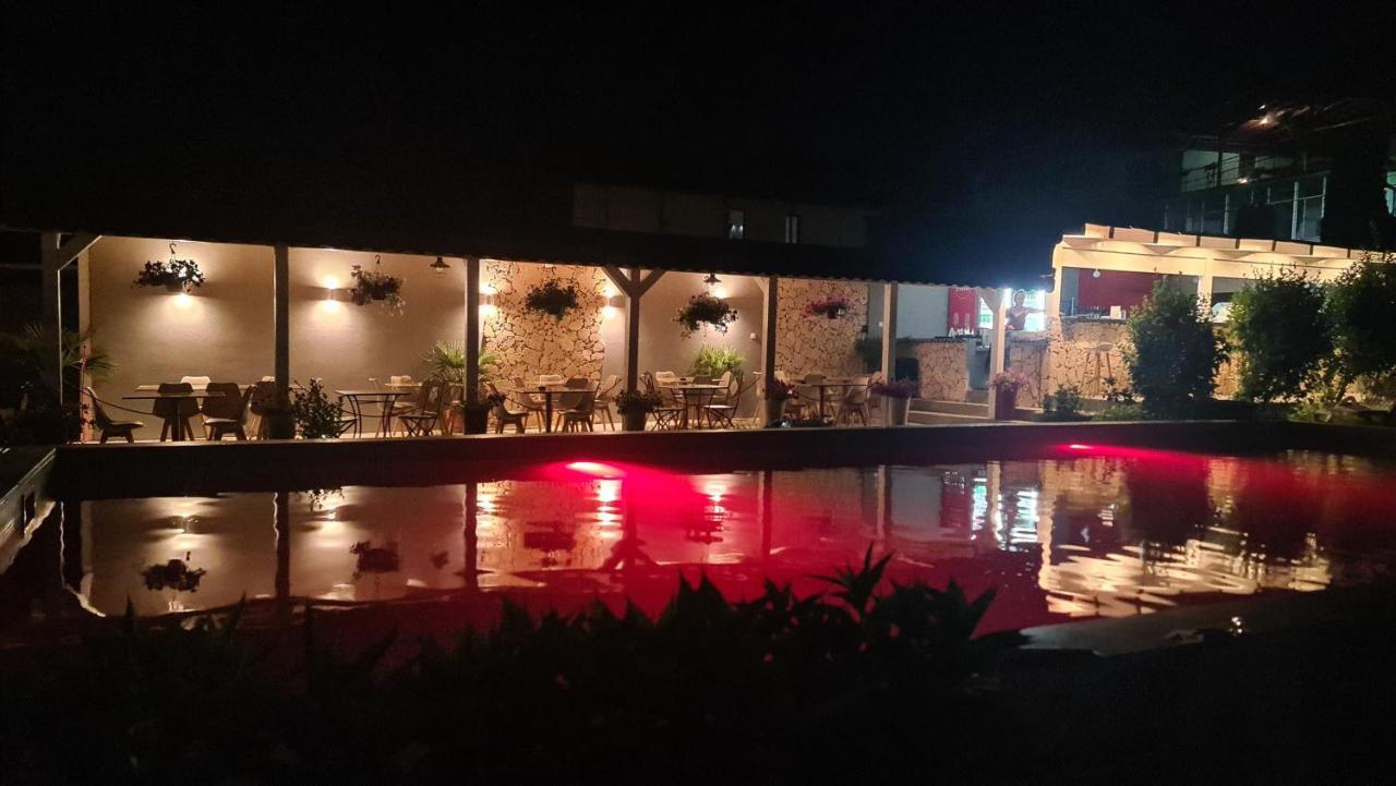 Casa Wanted Orsova Hotel Ngoại thất bức ảnh