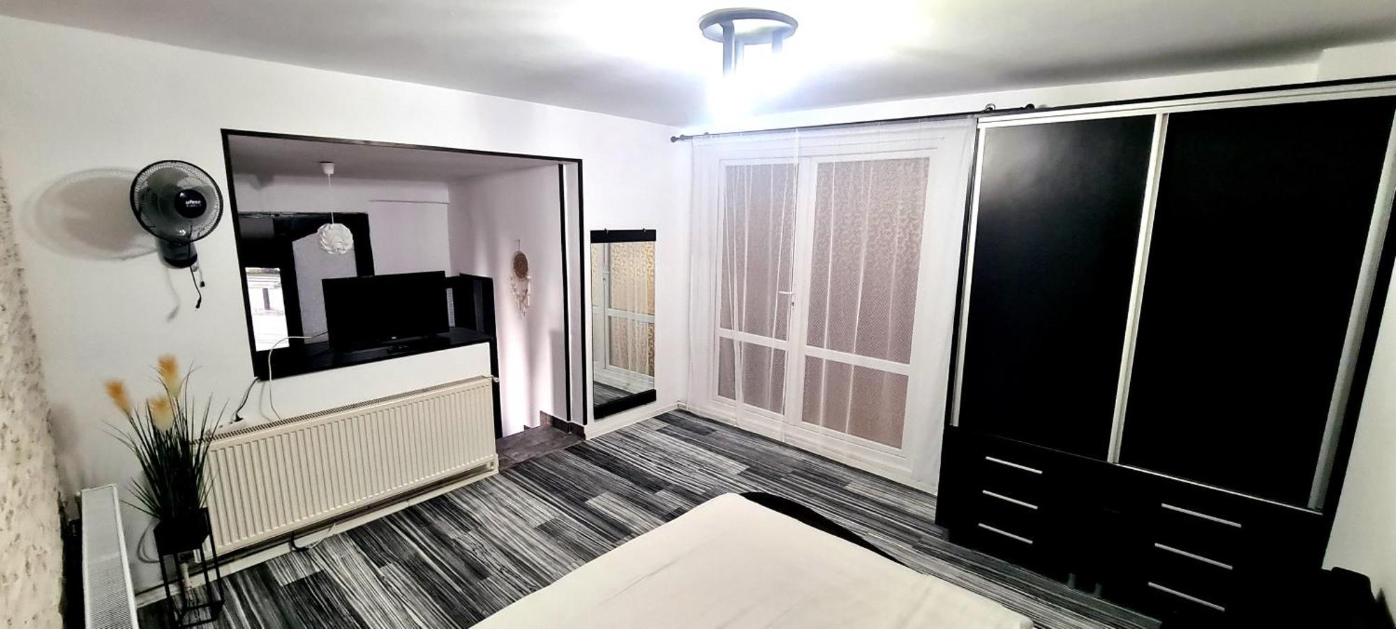 Casa Wanted Orsova Hotel Ngoại thất bức ảnh