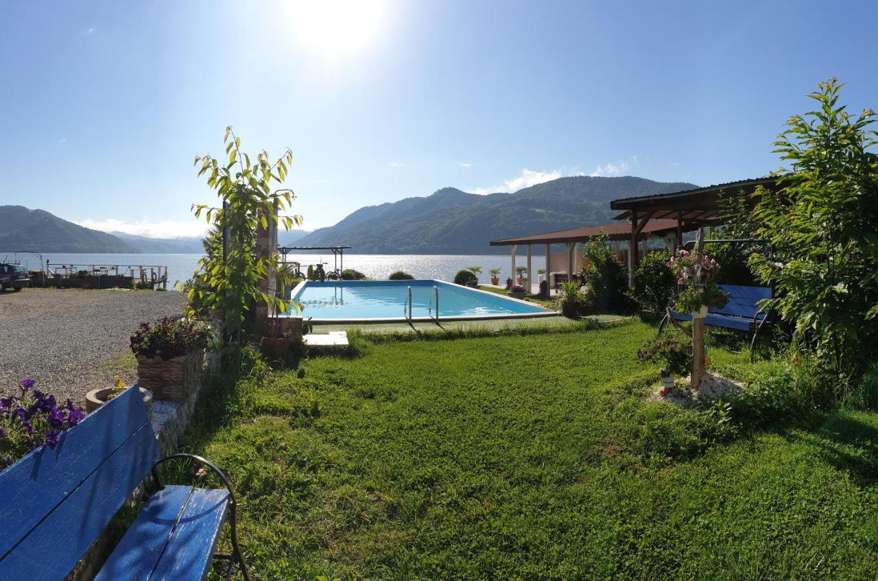 Casa Wanted Orsova Hotel Ngoại thất bức ảnh